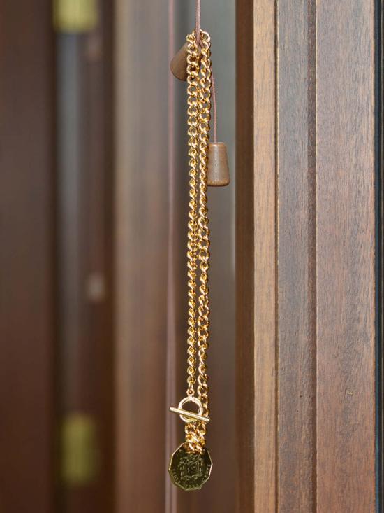  마틴로즈 네크리스 Martine Rose X Ll Llc Marcus Garvey 코인 목걸이 골드 - MARTINE ROSE