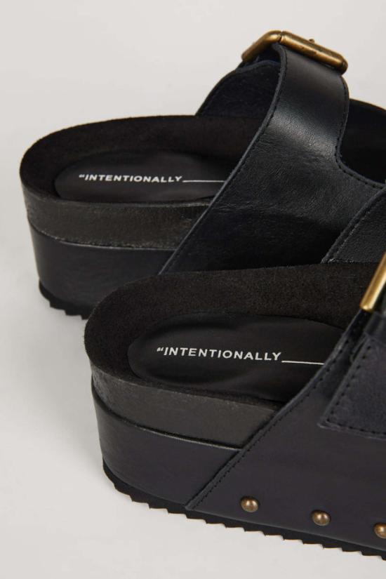  인텐셔널리 블랭크 뮬/슬리퍼 "의도적으로." 쿠퍼 2 플랫폼 - INTENTIONALLY BLANK