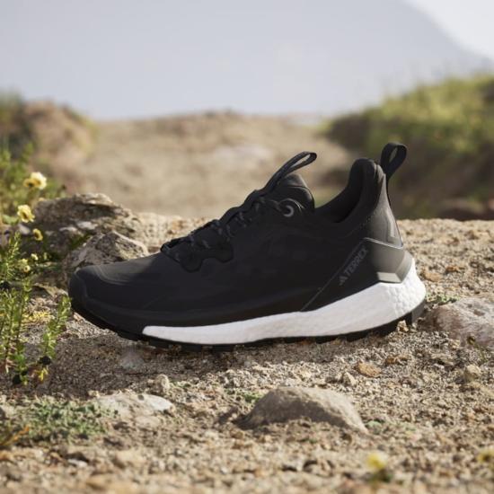  아디다스 스니커즈 테렉스 프리 하이커 2.0 로우 하이킹화 - ADIDAS