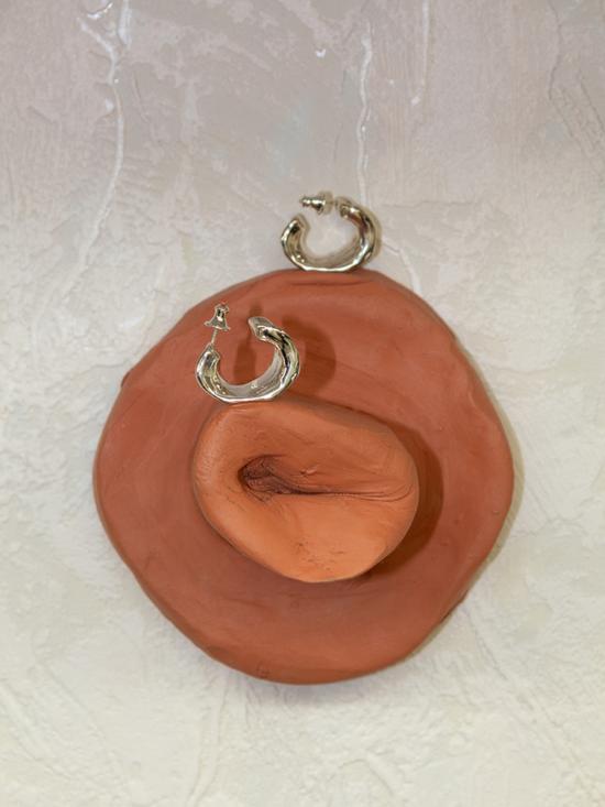  패리스 이어링 파리스 칼라마리 후프 실버