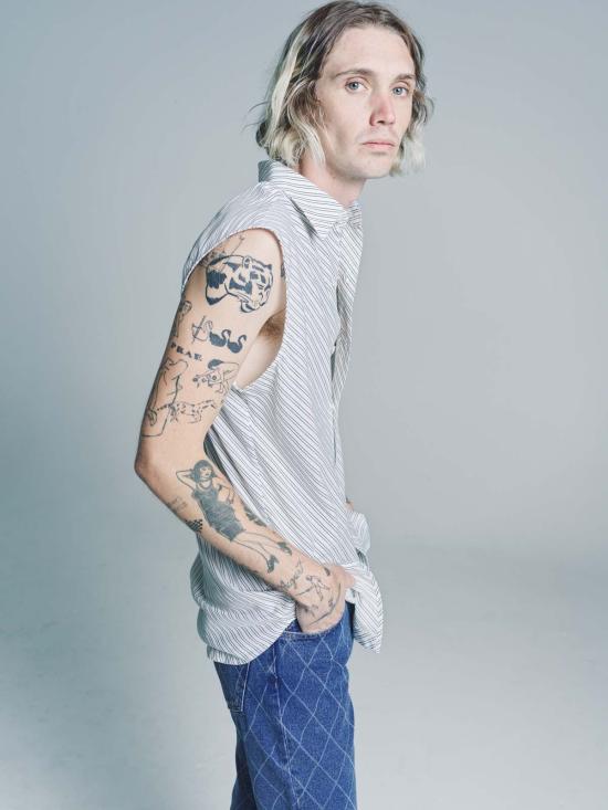  어니스트 더블유 베이커 반팔 셔츠 어니스트 W. 베이커 슬리브리스  블랙/화이트 스트라이프 - ERNEST W. BAKER