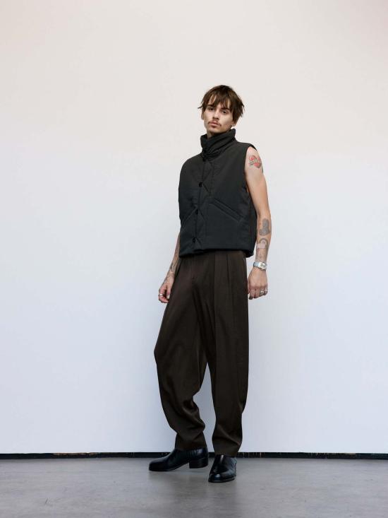  르메르 베스트 다크 에스프레소 워디드 질레 블랙 - LEMAIRE