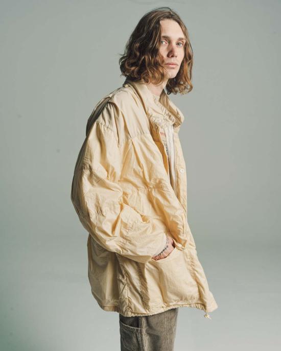  아워레가시 자켓 우리의 유산 고무화 나일론 배기 퍼파 크림 - OUR LEGACY