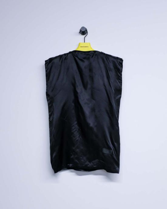  MM6 메종마르지엘라 블라우스 Mm6 메종 마르지엘라 지퍼 슬리브리스  블랙 - MM6 MAISON MARGIELA