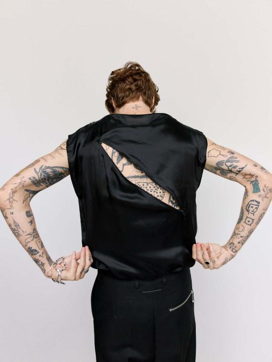  MM6 메종마르지엘라 블라우스 Mm6 메종 마르지엘라 지퍼 슬리브리스  블랙 - MM6 MAISON MARGIELA