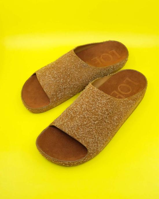  로에베 샌들 브러시드 스웨이드 라고  탄