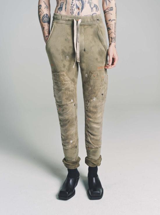  로스트 데이즈 트레이닝/조거 팬츠 프렌치 테리 더블 니 스웨트 팬츠 올리브 - LOST DAZE