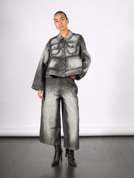  멜리타 바우마이스터 데님 자켓 크롭 데님 재킷 블랙 섀도우 페인트