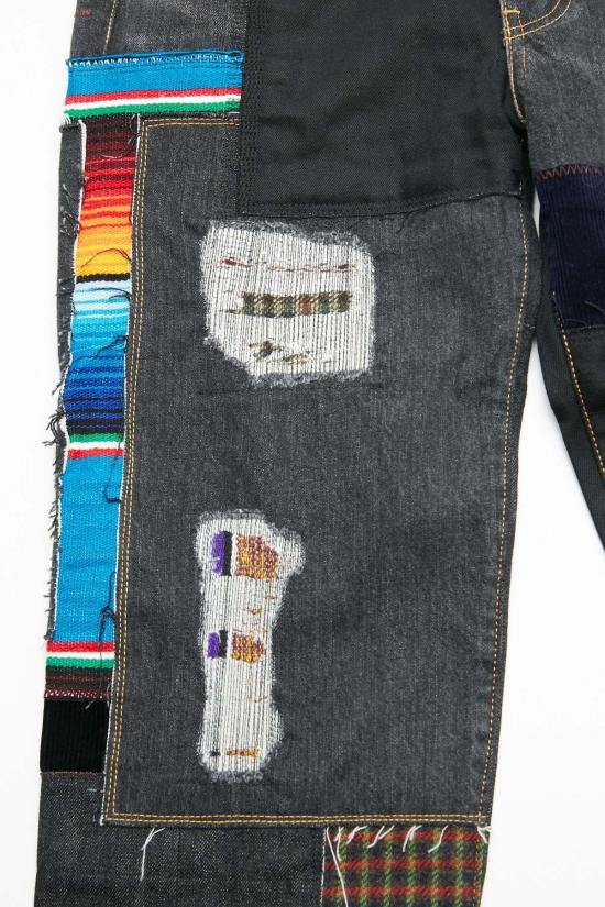  와타나베 준야 데님 팬츠 준야 와타나베 맨 코튼 셀비지 데님 가먼트 트리트먼트 X 멀티 패브릭 믹스 팬츠 블랙 X 믹스 - JUNYA WATANABE