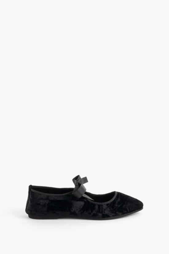  인텐셔널리 블랭크 플랫 슈즈 "의도적으로." 밸리 벨벳 발레 플랫 블랙 - INTENTIONALLY BLANK