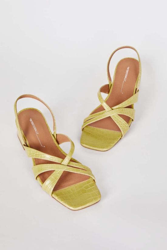  인텐셔널리 블랭크 뮬/슬리퍼 "의도적으로." 루실 힐 - INTENTIONALLY BLANK