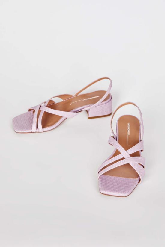  인텐셔널리 블랭크 뮬/슬리퍼 "의도적으로." 루실 힐 - INTENTIONALLY BLANK