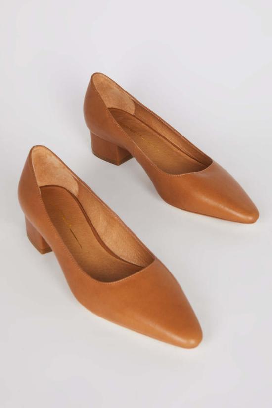  인텐셔널리 블랭크 뮬/슬리퍼 의도적으로 전통 힐 탄/블랙 - INTENTIONALLY BLANK