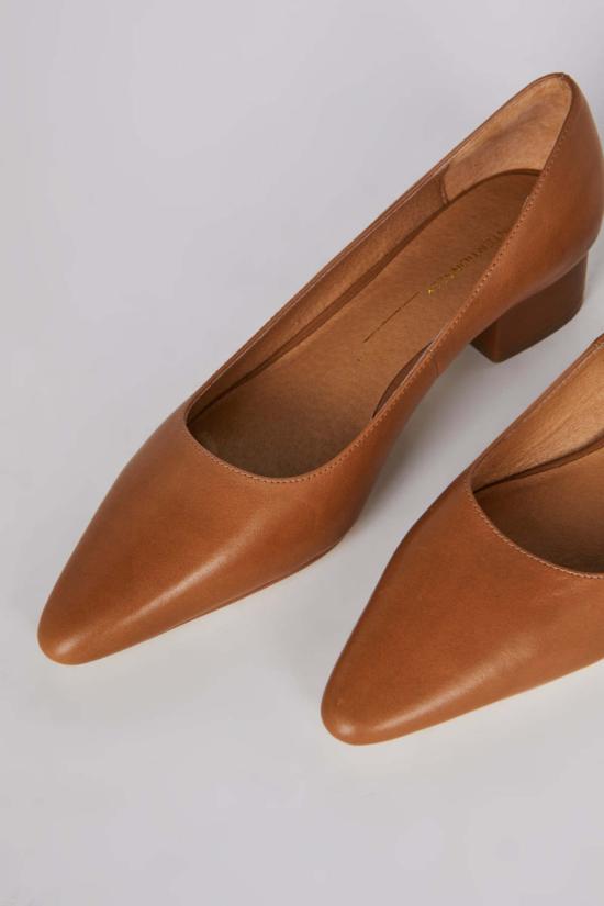  인텐셔널리 블랭크 뮬/슬리퍼 의도적으로 전통 힐 탄/블랙 - INTENTIONALLY BLANK