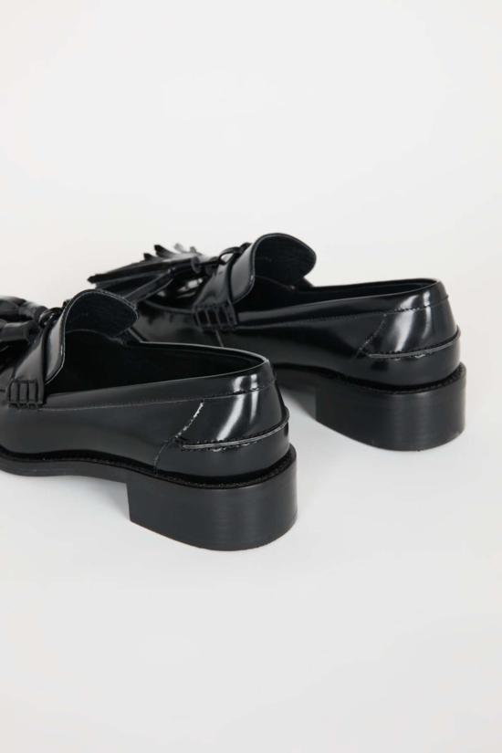  인텐셔널리 블랭크 로퍼 "의도적으로." Neighbor Loafer Black/Cream - INTENTIONALLY BLANK