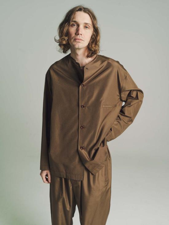  르메르 긴팔 셔츠 칼라리스 릴렉스  다크 토바코