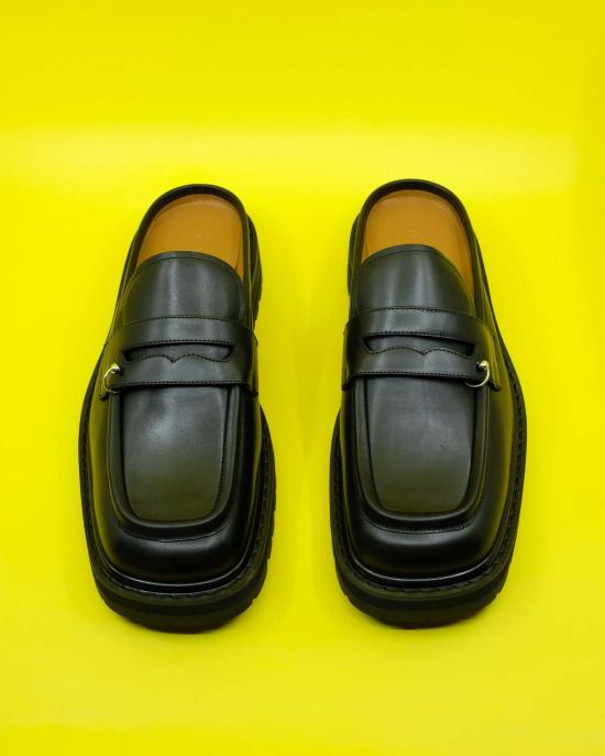  마르니 뮬/슬리퍼 레더 피어싱 2.0 청키 사보  블랙 - MARNI