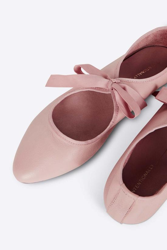  인텐셔널리 블랭크 뮬/슬리퍼 "의도적으로." 밸리 발레 플랫 블러쉬/초크 - INTENTIONALLY BLANK