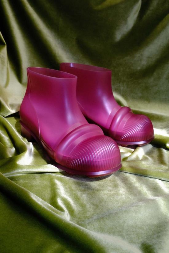  로에베 부츠 투명 레드 러버 풀온 앵클 - LOEWE