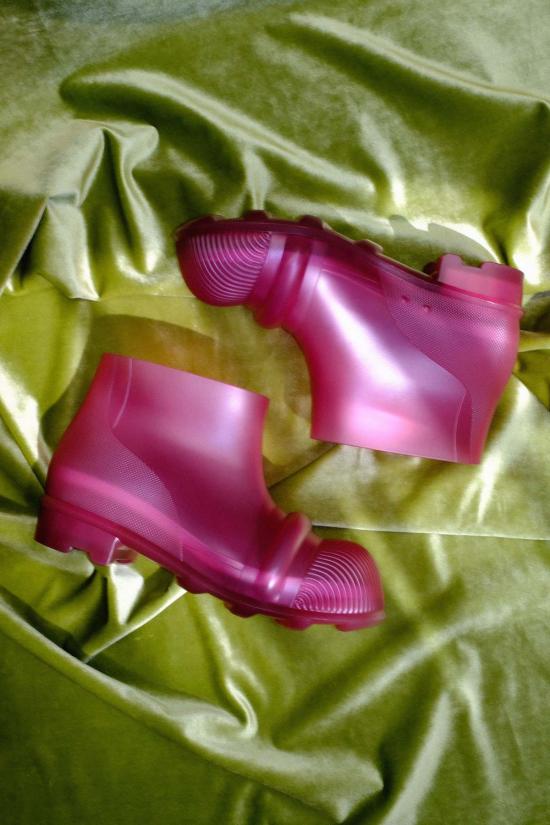  로에베 부츠 투명 레드 러버 풀온 앵클 - LOEWE