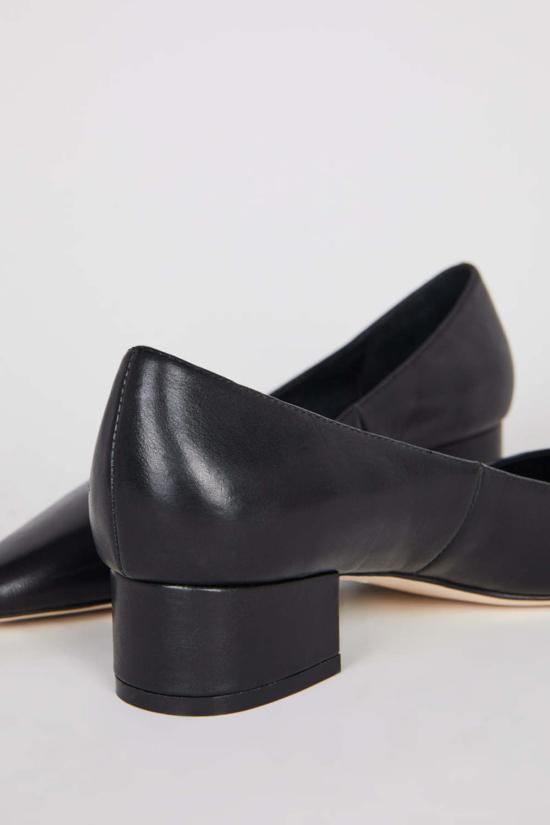  인텐셔널리 블랭크 뮬/슬리퍼 의도적으로 전통 힐 탄/블랙 - INTENTIONALLY BLANK