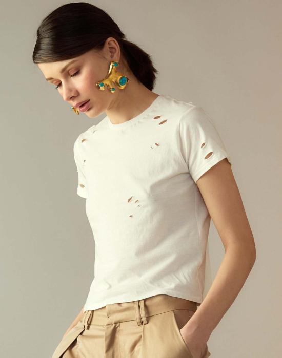 신시아 로리 반팔 티셔츠 신시아 로울리 디스트레스드 티셔츠 화이트 - CYNTHIA ROWLEY