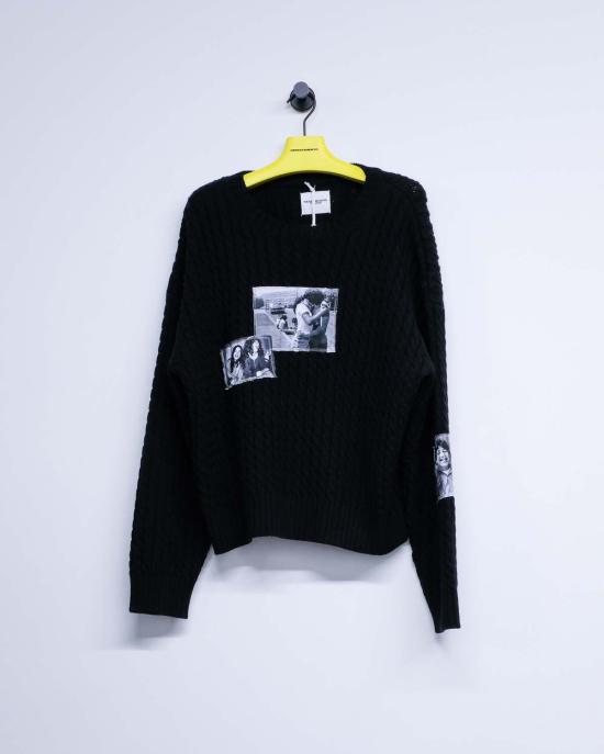  타카히로미야시타 더 솔로이스트 스웨터 . 울 포토 패치 크루넥  블랙 - TAKAHIROMIYASHITA THE SOLOIST.