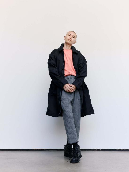  맨틀 스트레이트 팬츠 누비 팬츠 차콜 - MAN-TLE