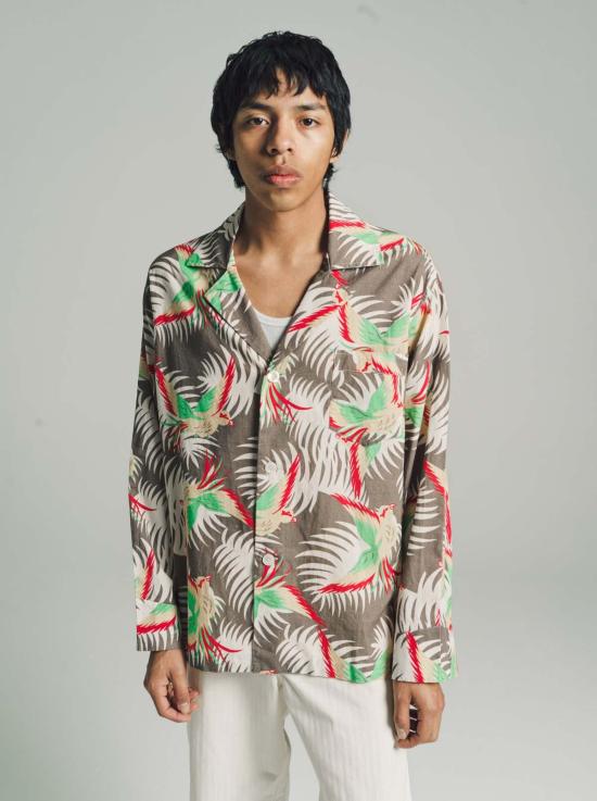  보디 긴팔 셔츠 보드 선 코누어 긴팔  프린트