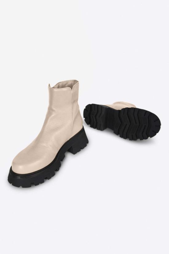  인텐셔널리 블랭크 부츠 "의도적으로." Larry Lug Sole Boot Taupe/Black - INTENTIONALLY BLANK
