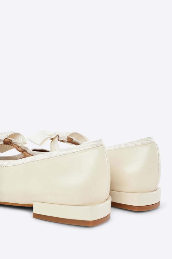  인텐셔널리 블랭크 플랫 슈즈 "의도적으로." 런던 메리 제인 - INTENTIONALLY BLANK