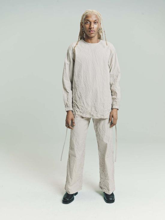  리에르 후드 티셔츠 포플린 주름 오픈 백 롱슬리브 숏 튜닉 헤이즐넛 - RIER