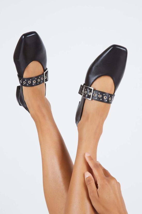  인텐셔널리 블랭크 플랫 슈즈 "의도적으로." 포럼 메리 제인 크림/블랙 - INTENTIONALLY BLANK