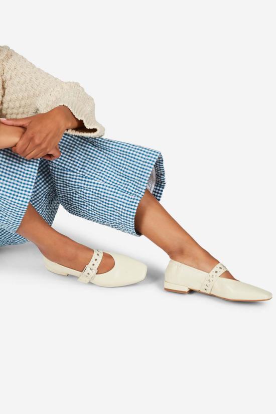  인텐셔널리 블랭크 플랫 슈즈 "의도적으로." 포럼 메리 제인 크림/블랙 - INTENTIONALLY BLANK