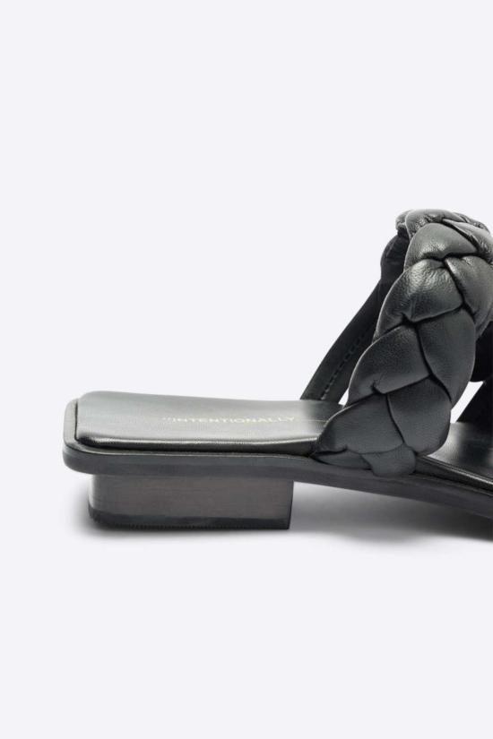  인텐셔널리 블랭크 뮬/슬리퍼 "의도적으로." Accord Sandal Black - INTENTIONALLY BLANK