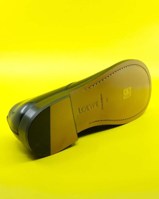  로에베 부츠 브러시드 카프스킨 캄포 더비 슈즈 블랙 - LOEWE