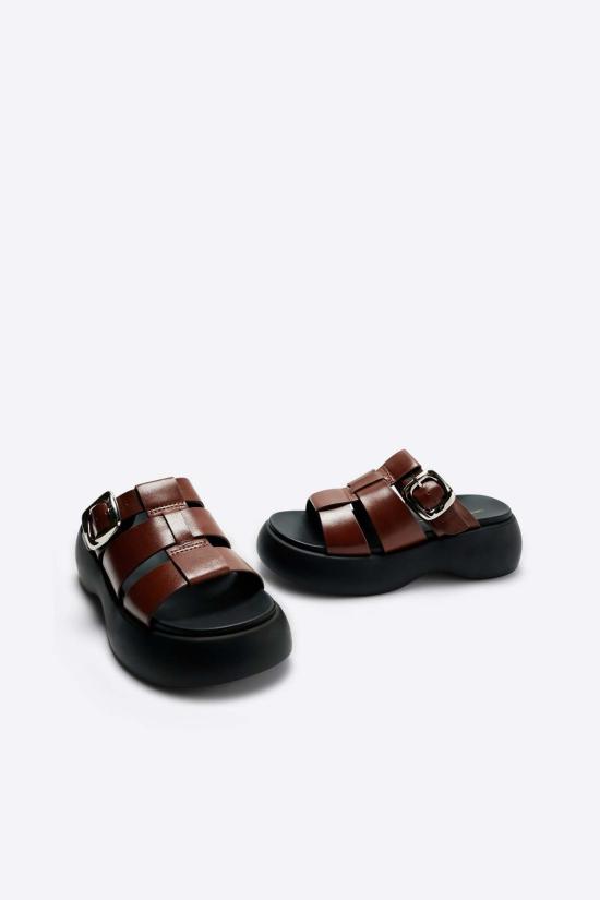  인텐셔널리 블랭크 뮬/슬리퍼 "의도적으로." 넬 플랫폼  에스프레소/블랙