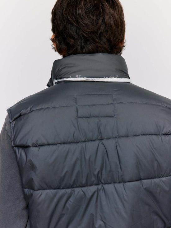  카미엘 포트젠스 패딩 카미엘 포젠스 리사이클 나일론 바디 워머 다크 그레이 - CAMIEL FORTGENS