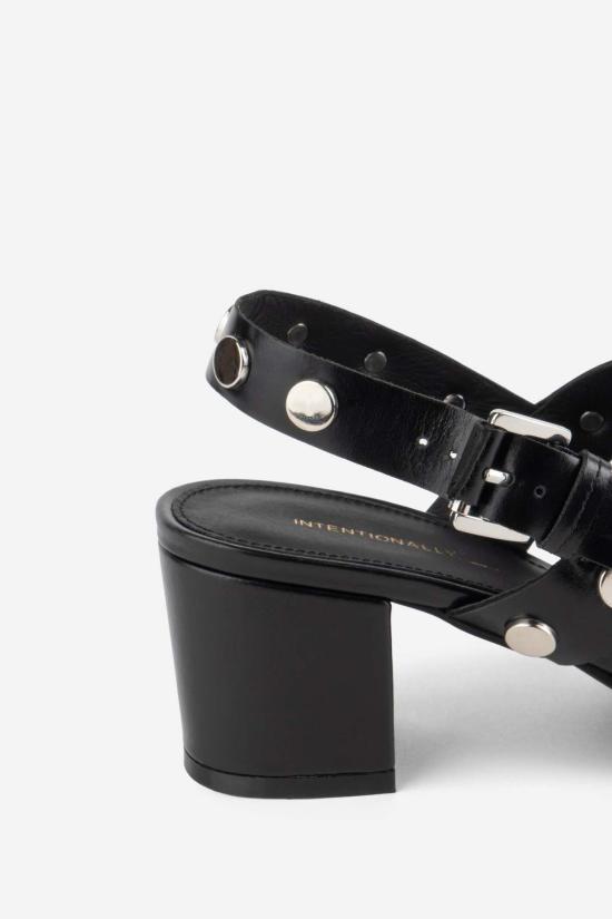  인텐셔널리 블랭크 샌들 "의도적으로." Calix 스터드 피셔맨 힐 블랙 - INTENTIONALLY BLANK