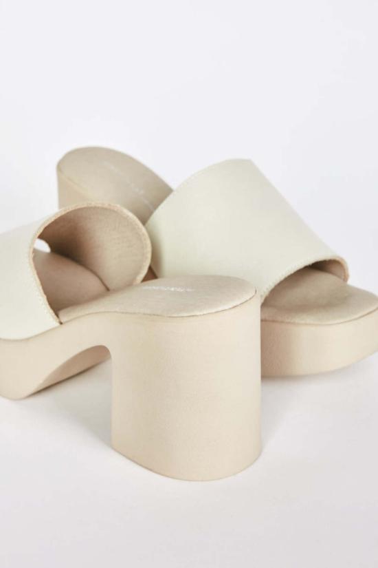  인텐셔널리 블랭크 뮬/슬리퍼 "의도적으로." 메리 플랫폼 힐 크림 솔 클라우드 - INTENTIONALLY BLANK