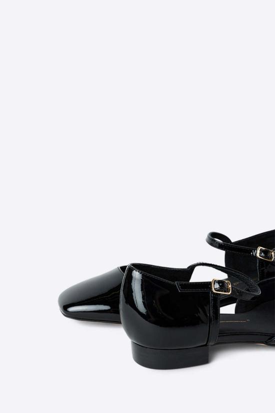  인텐셔널리 블랭크 플랫 슈즈 "의도적으로." 엘리자베스 블랙 솔 메리 제인 - INTENTIONALLY BLANK