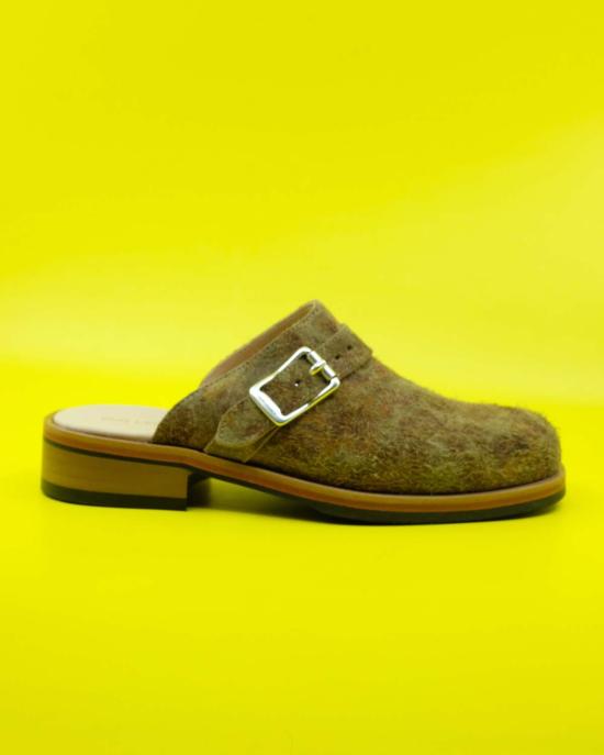  아워레가시 뮬/슬리퍼 우리의 유산 거친 스웨이드 카미온 뮬 페탈 댄스 - OUR LEGACY