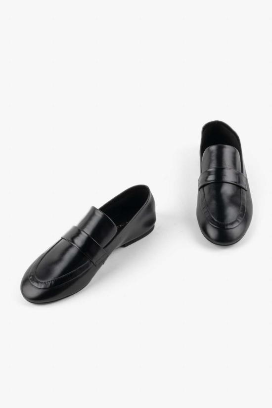  인텐셔널리 블랭크 뮬/슬리퍼 "의도적으로." 펌  블랙/크림 - INTENTIONALLY BLANK