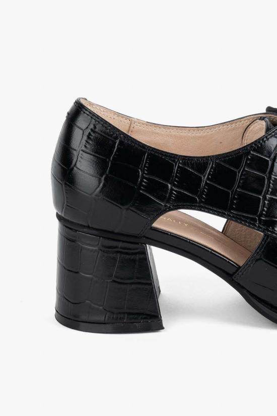  인텐셔널리 블랭크 힐/펌프스 "의도적으로." 조 조 플레어드 옥스포드 메를로/위스키 콤보/블랙 - INTENTIONALLY BLANK