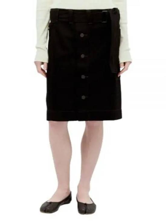  르메르 미디 스커트 SK1024LD1004999 BLACK DOM