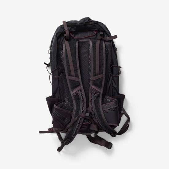 25FW 클라터뮤젠 백팩 10292961 RAVEN DOM - KLATTERMUSEN