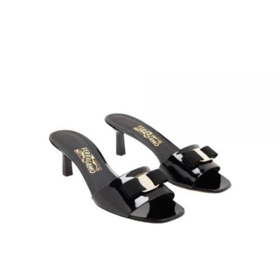  살바토레 페라가모 샌들 01E562758004C BLACK DOM