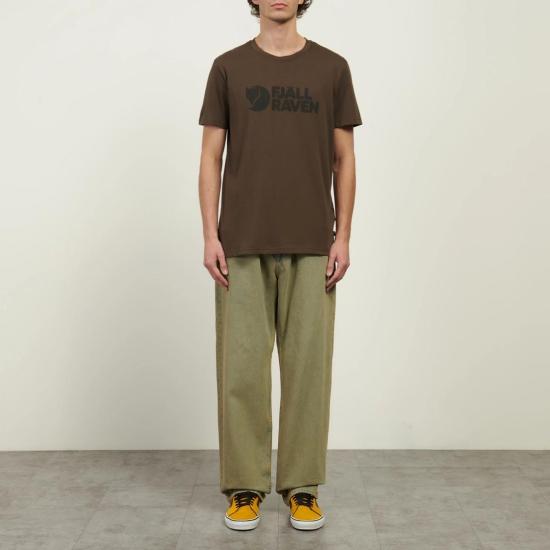 26SS 피엘라벤 로고 티셔츠 87310 DARK OLIVE DOM - FJALLRAVEN