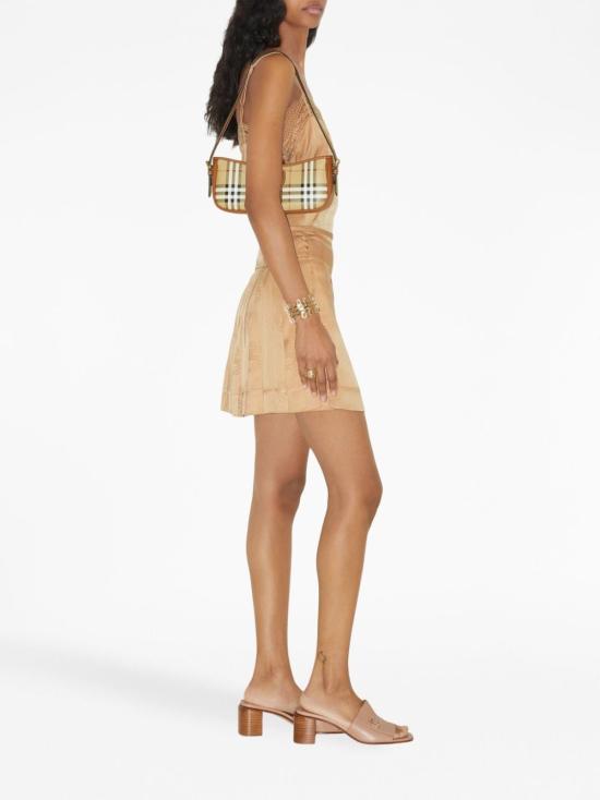  버버리 숄더백 8070563 DOM - BURBERRY