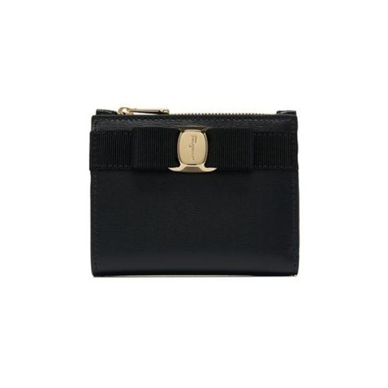 25FW 살바토레 페라가모 반지갑 22E009734500 BLACK DOM